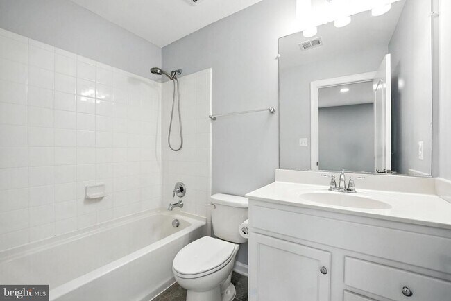 Building Photo - 7416 Riding Meadow Way