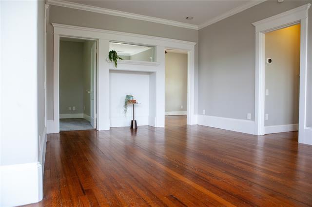 Building Photo - 5347 Lewis St