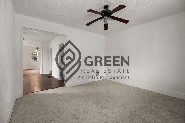 Building Photo - 3 bed/2 bath home for rent in Kankakee IL