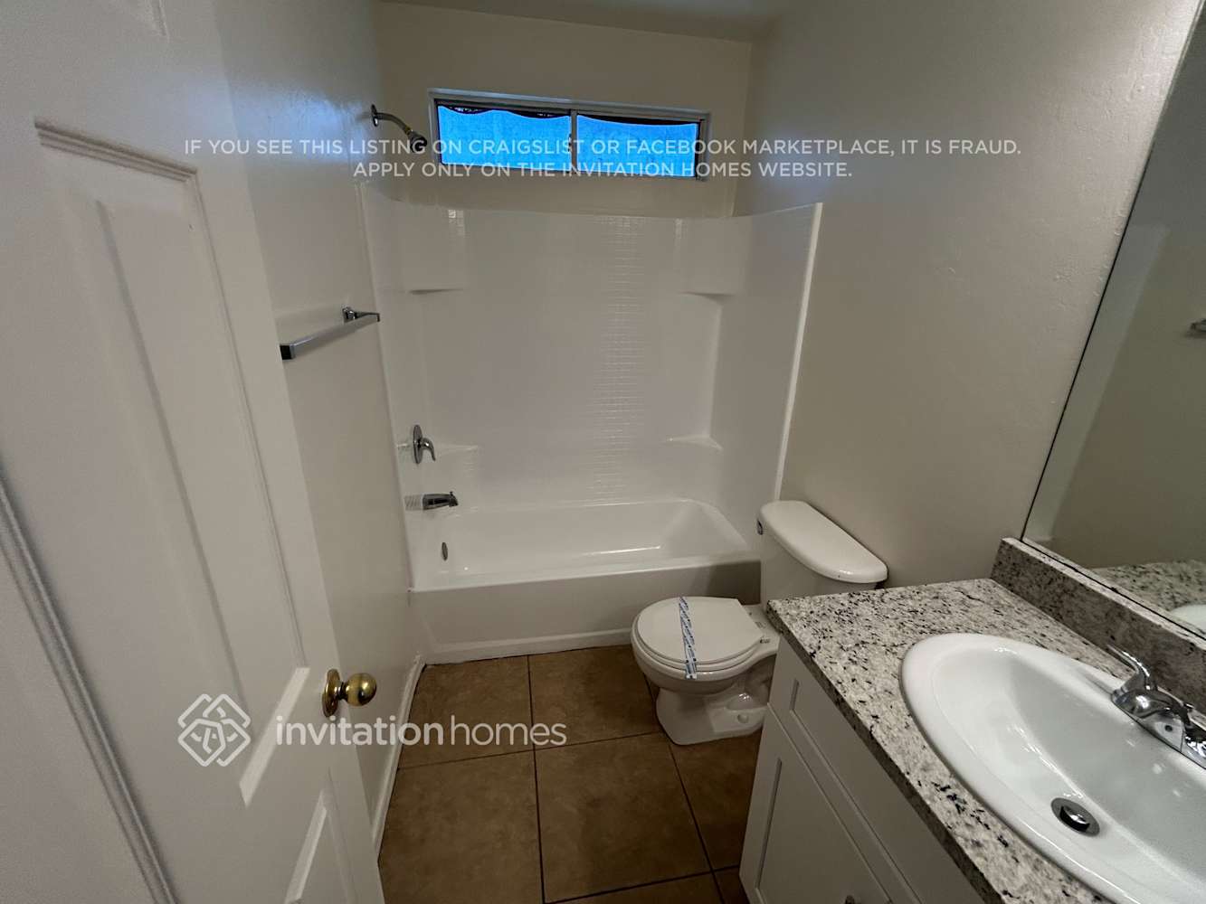 Building Photo - 12170 W Yavapai Ln