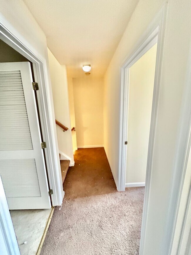 Building Photo - 9334 Witch Hazel Way