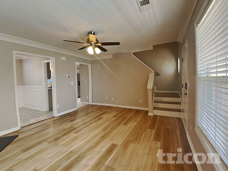 Building Photo - 1166 Waterlyn Dr