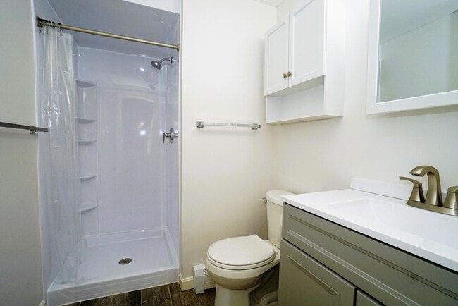 Building Photo - 50 Brookside Dr