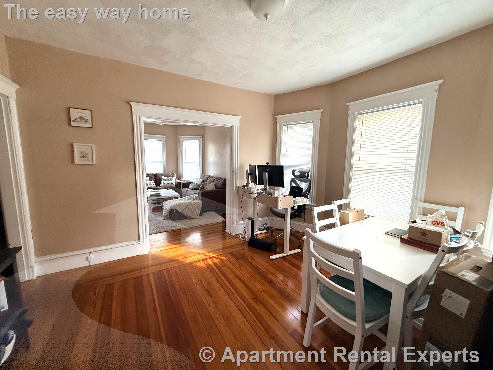 Building Photo - 42 Gibbens St