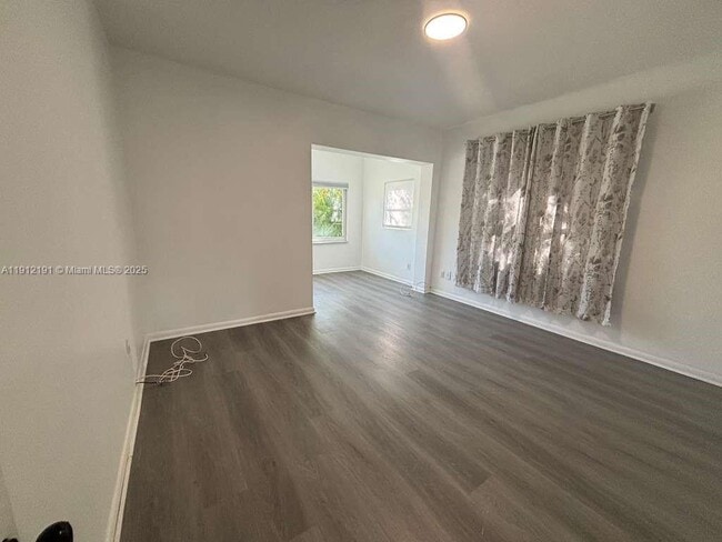 Building Photo - 9324 Byron Ave