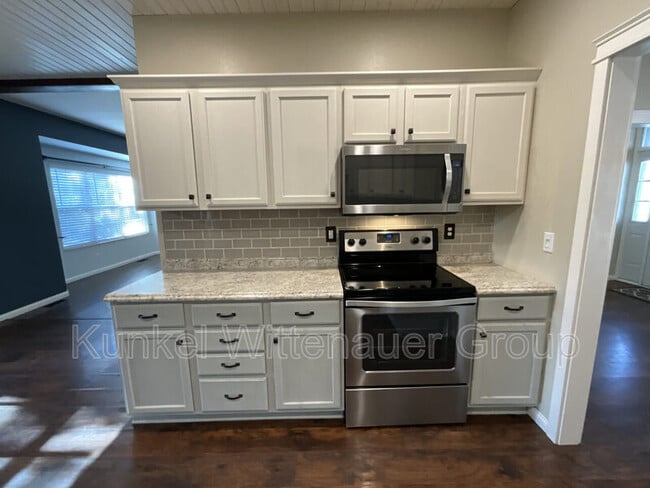 Building Photo - 329 Ring of Kerry Dr