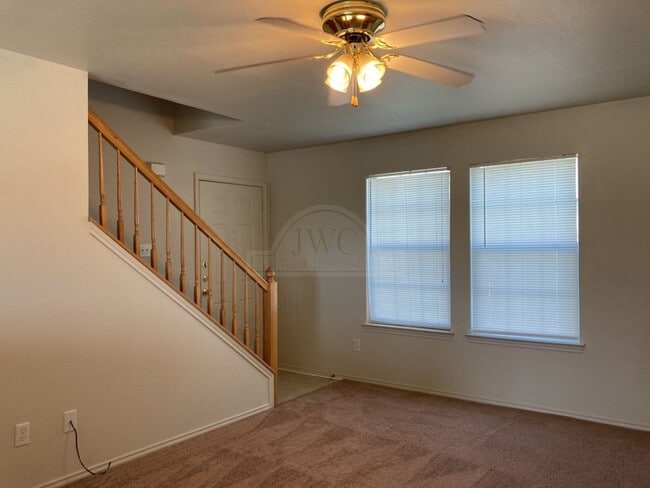 Building Photo - 1614 Inca Dr