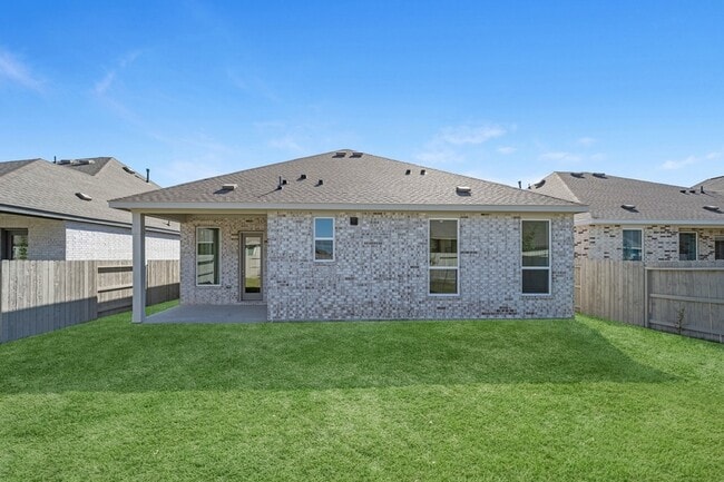 Building Photo - 2323 Hazel Berry St