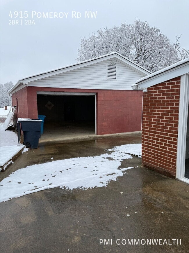 Building Photo - 4915 Pomeroy Rd NW