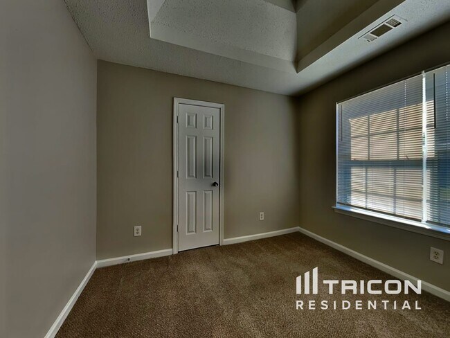 Building Photo - 508 Gonzaga Cir