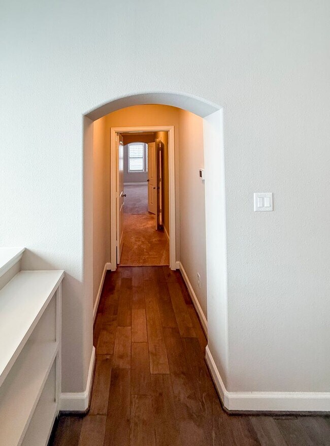 Building Photo - Come view this home located in the heart o...