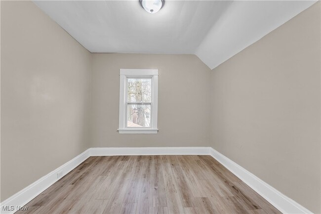 Building Photo - 3820 W 34th St