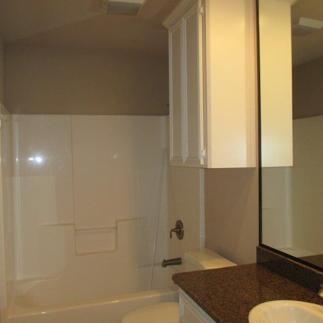 Building Photo - 14234 Bay Bean Dr