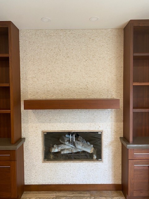 Dining Area with Fireplace and wine cellar - 3504 N Poinsettia Ave