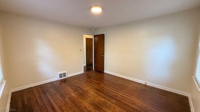 Building Photo - 2042 13th St