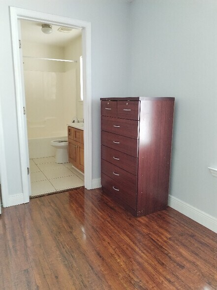 Building Photo - 3249 Sawtooth Dr
