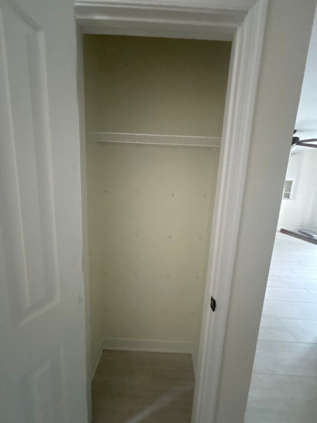 Building Photo - Spacious 4-Bedroom Home Near Base – No Tun...