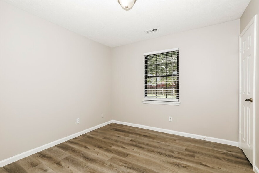 Building Photo - 7750 Harcourt Springs Dr
