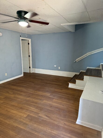 Primary Photo - 718 N 18th St