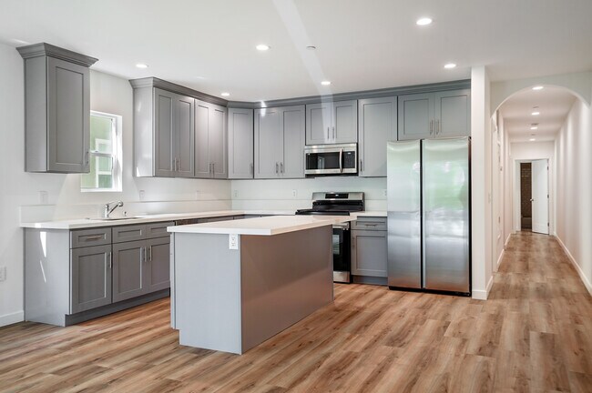 Building Photo - 5187 20th St