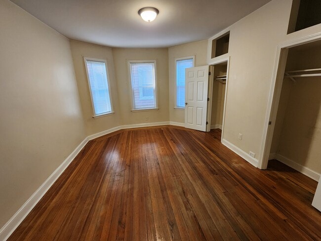 Building Photo - 117 Florida St