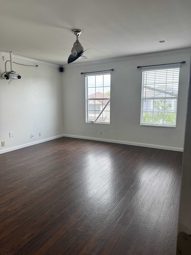 Building Photo - 6314 Kingston Ranch