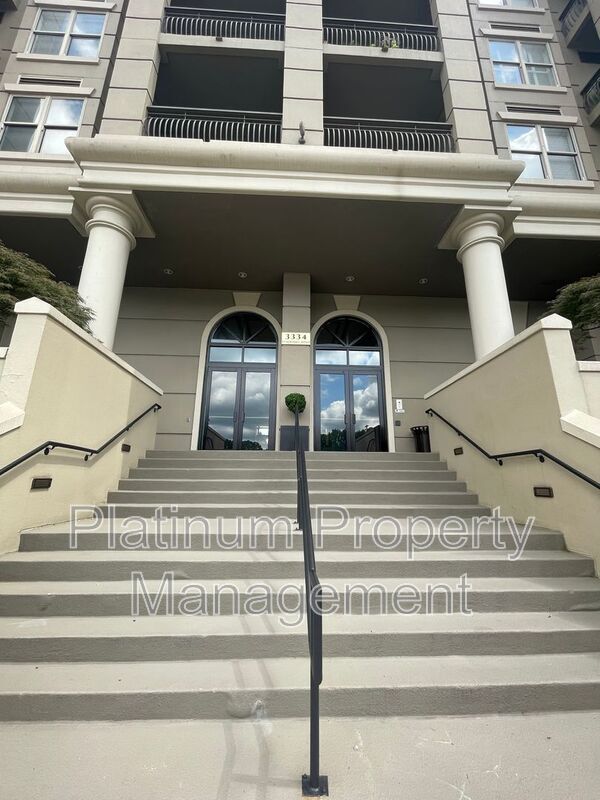 Building Photo - 3334 Peachtree Rd NE
