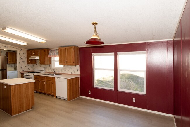 Building Photo - 2753 Mesa Trail