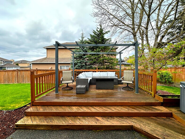 Back Deck - 34426 10th Ave SW