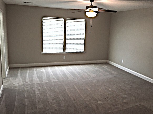 Building Photo - 306 Crabapple Cir