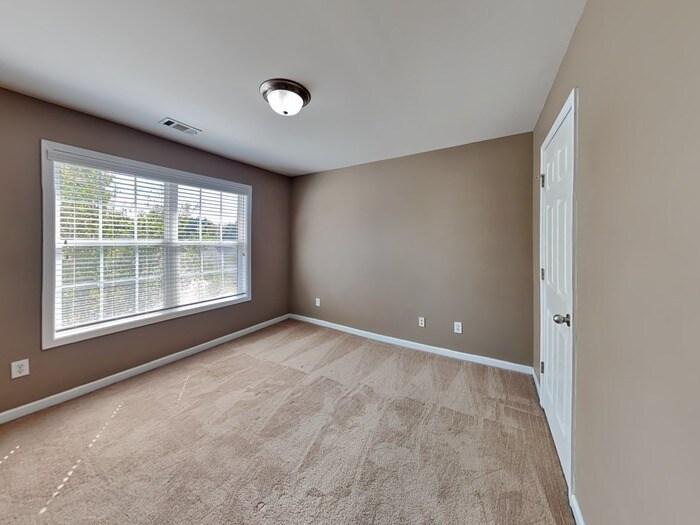 Building Photo - 2542 Carleton Gold Rd