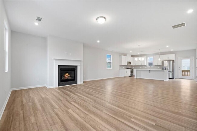 Building Photo - 2320 Whistler Wy NE