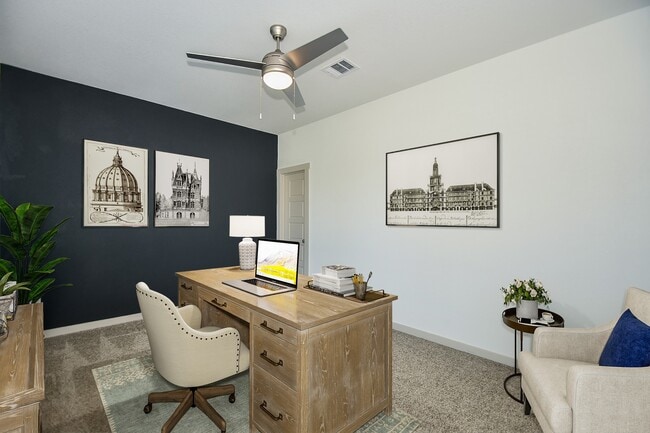 Building Photo - 8034 House bank Ln