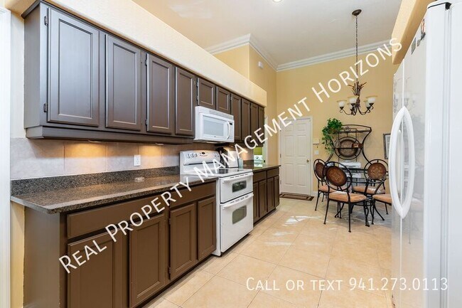 Building Photo - 6815 Pleasant Hill Rd