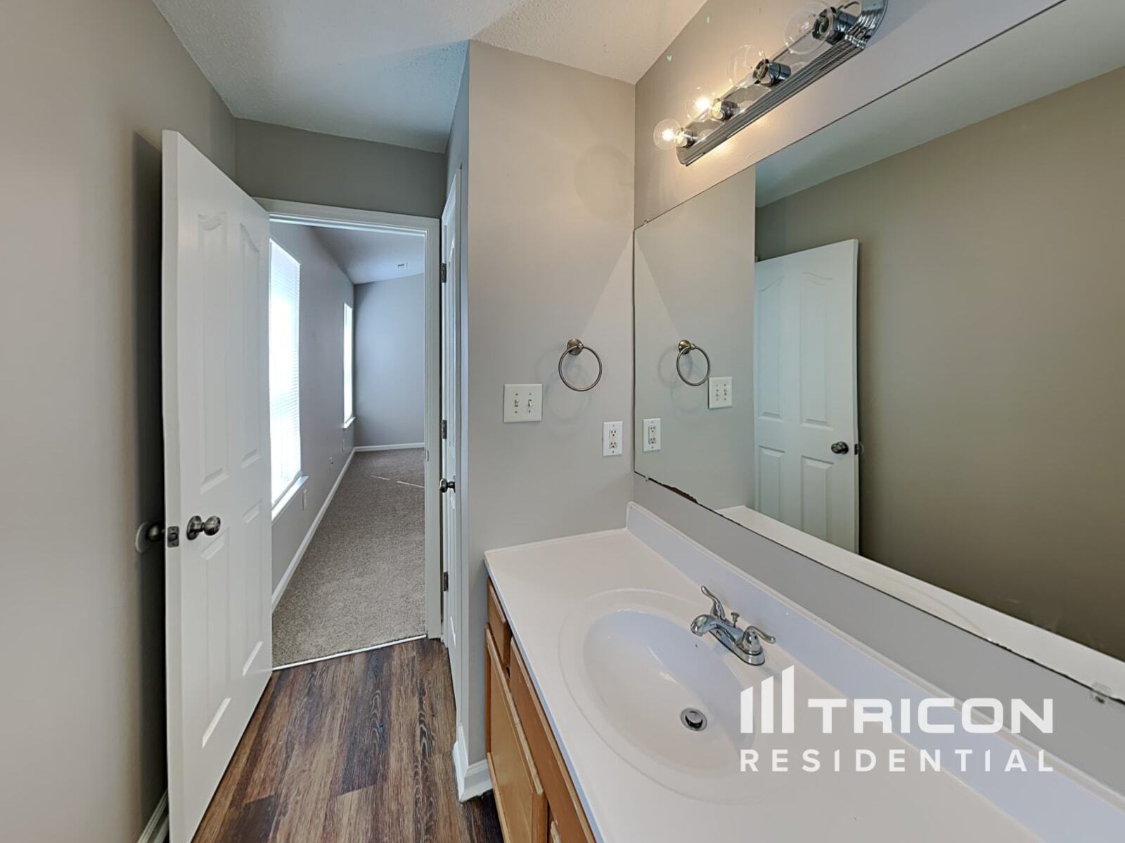 Building Photo - 9234 Tiger Lily Ln