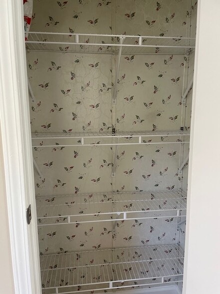 Building Photo - 4473 Welch Dr