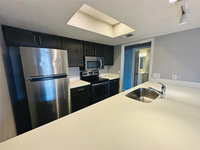 Building Photo - 3422 Willowrun Dr