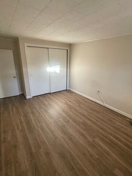 Unit 2 - Bedroom - 4 Strafford Rd