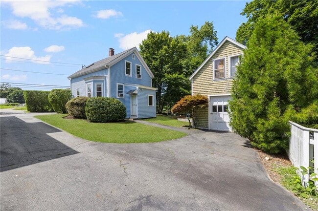 Building Photo - 272 Boulevard