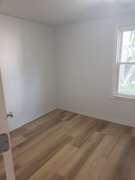 Building Photo - 3707 Blackstone Ave