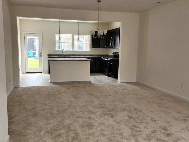 Building Photo - 12229 Dutch Elm Cir