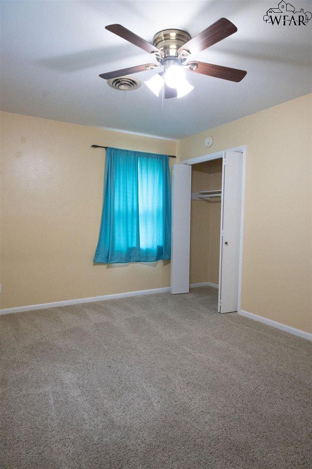 Building Photo - 2824 Barrywood Dr