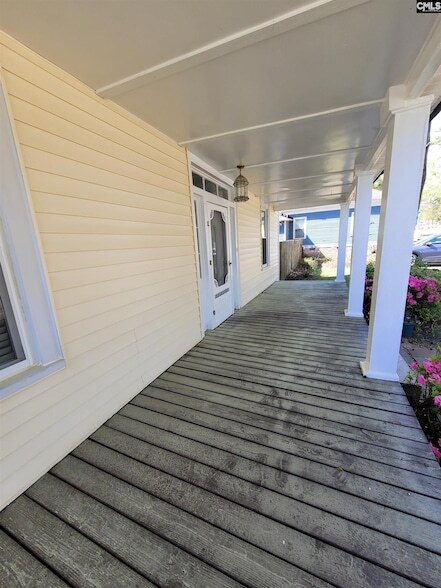 Building Photo - 3805 Lamar St