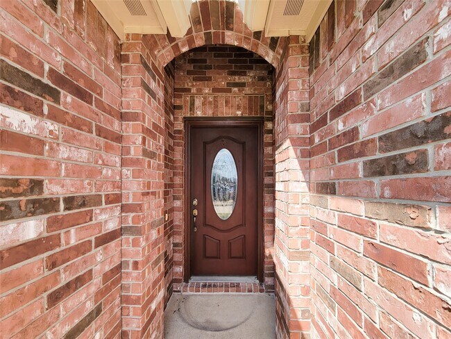 Building Photo - 5443 Dunsmore Harbor Ln