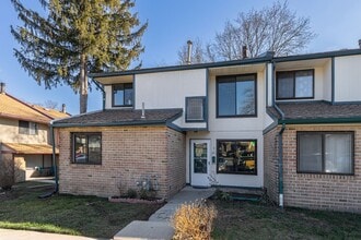 Building Photo - Newly Renovated 3-Bedroom Condo in Lindenwold