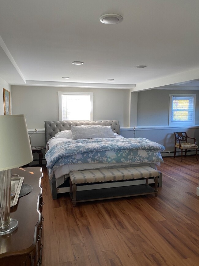 Building Photo - 67 Suncrest Terrace