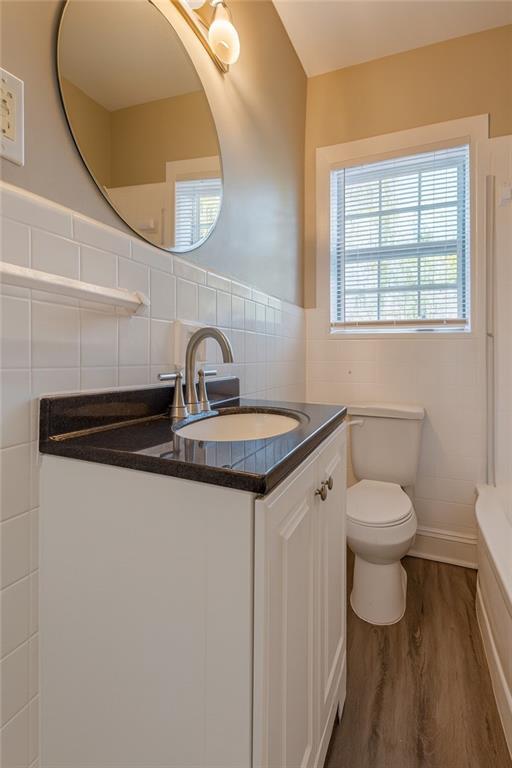 Building Photo - 1376 Westmont Rd SW