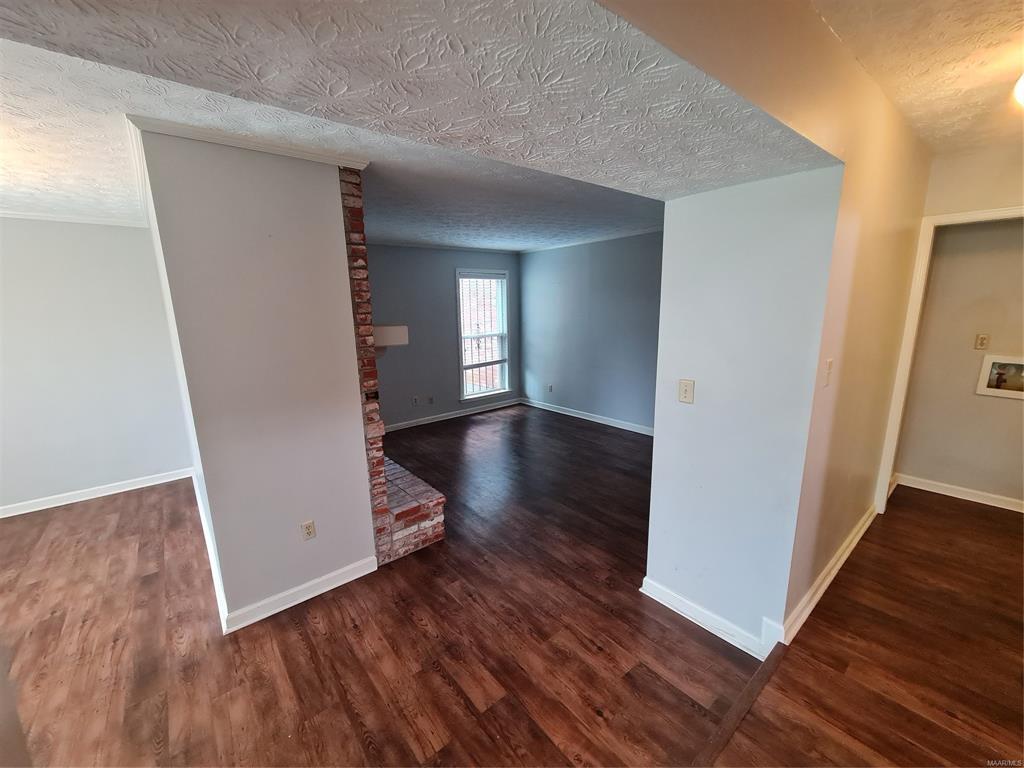 Building Photo - 1601 Cobblestone Ct
