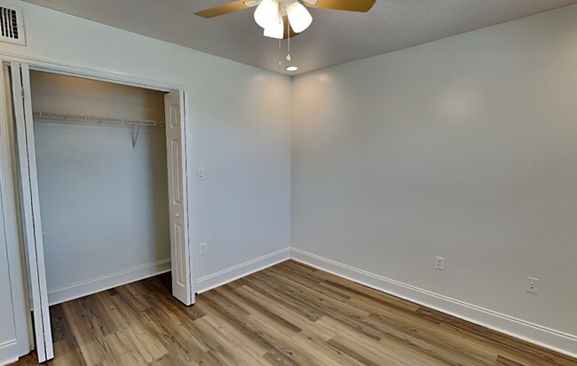 Building Photo - 1954 Conway Rd