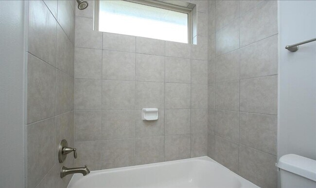 Building Photo - 1509 Bently Green Ln